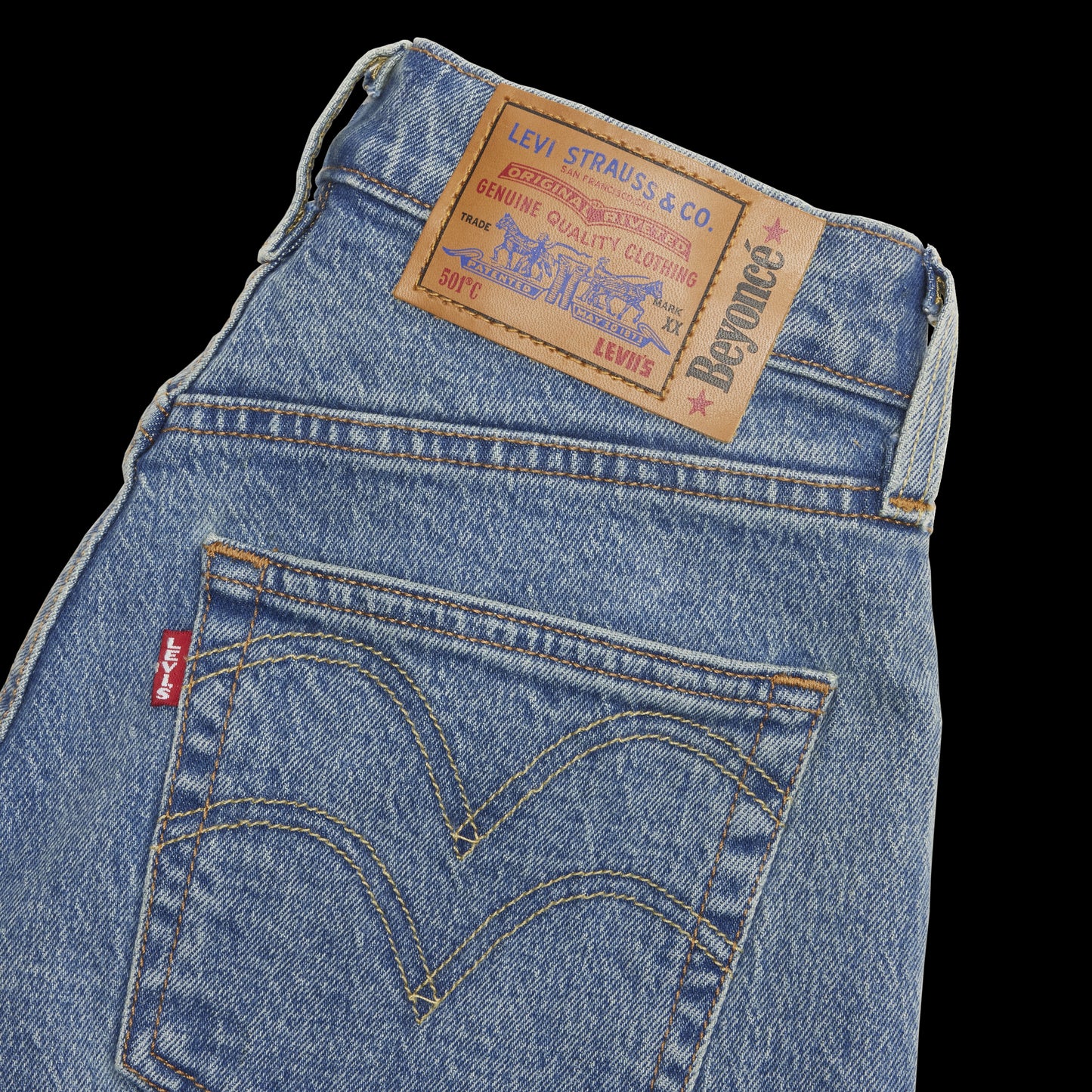 BEYONCÉ X LEVI’S® 501® CURVE AUTHENTIC FINISH